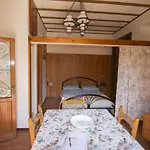 Ca La Terrazza - Dentro Il Borgo Storico B&B 그라다라