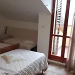 Cà La Terrazza - Dentro Il Borgo Storico Alojamento de Acomodação e Pequeno-almoço
