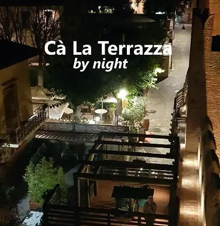 Ca La Terrazza - Dentro Il Borgo Storico Bed & Breakfast 4*