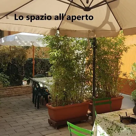 Ca La Terrazza - Dentro Il Borgo Storico Bed & Breakfast 4*