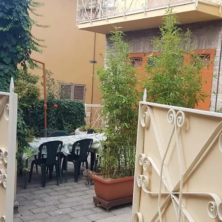 Bed & Breakfast Ca La Terrazza - Dentro Il Borgo Storico Gradara