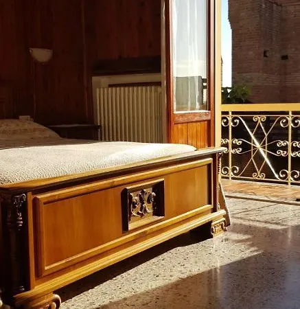 Ca La Terrazza - Dentro Il Borgo Storico Bed & Breakfast