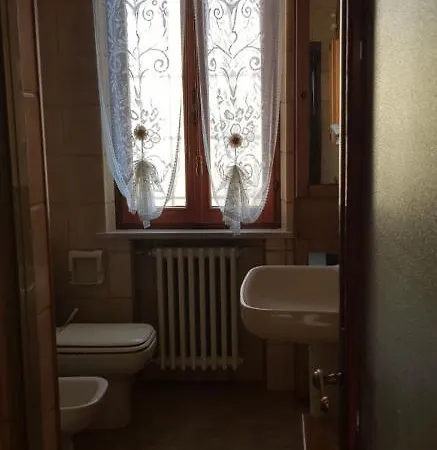 Ca La Terrazza - Dentro Il Borgo Storico B&B 4*