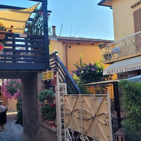Ca La Terrazza - Dentro Il Borgo Storico Bed & Breakfast