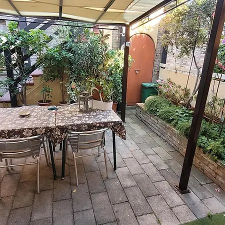 فندق مبيت وإفطار Ca La Terrazza - Dentro Il Borgo Storico