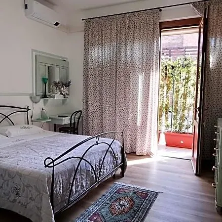 Ca La Terrazza - Dentro Il Borgo Storico Bed & Breakfast 4*