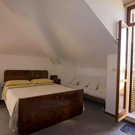 Bed & Breakfast Ca La Terrazza - Dentro Il Borgo Storico Gradara