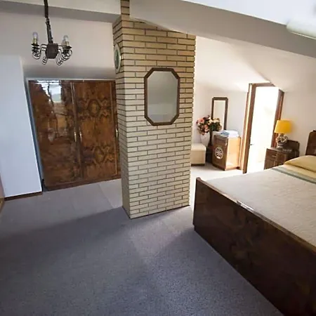 Ca La Terrazza - Dentro Il Borgo Storico Bed & Breakfast 4*
